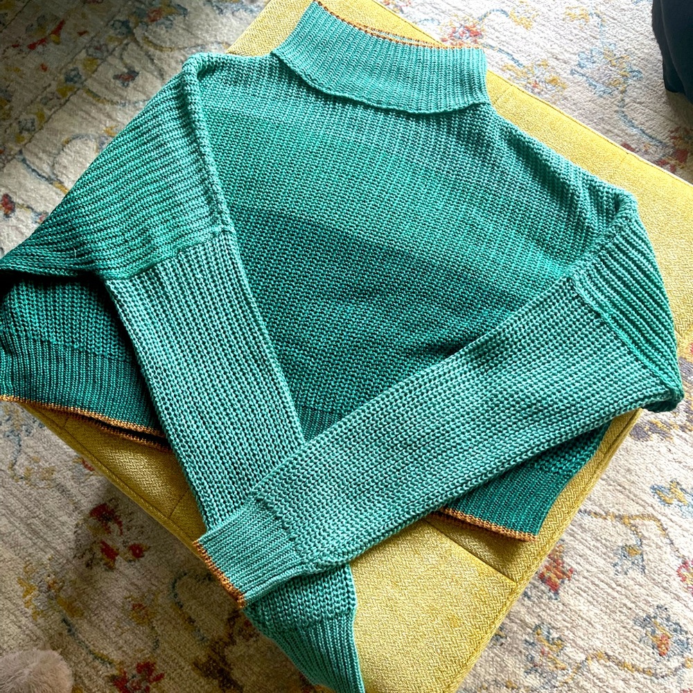 Women’s Sweater